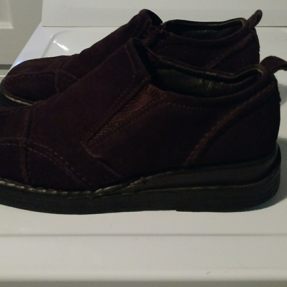 Shoes - Picture 5 of 7